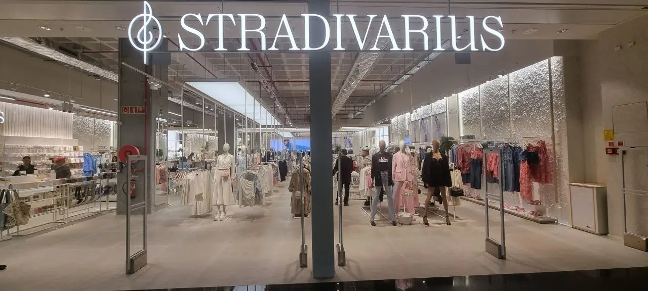 Stradivarius_a-012
