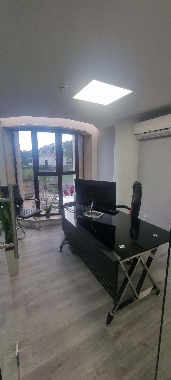 photo_6_2023-09-07_13-01-46 copy