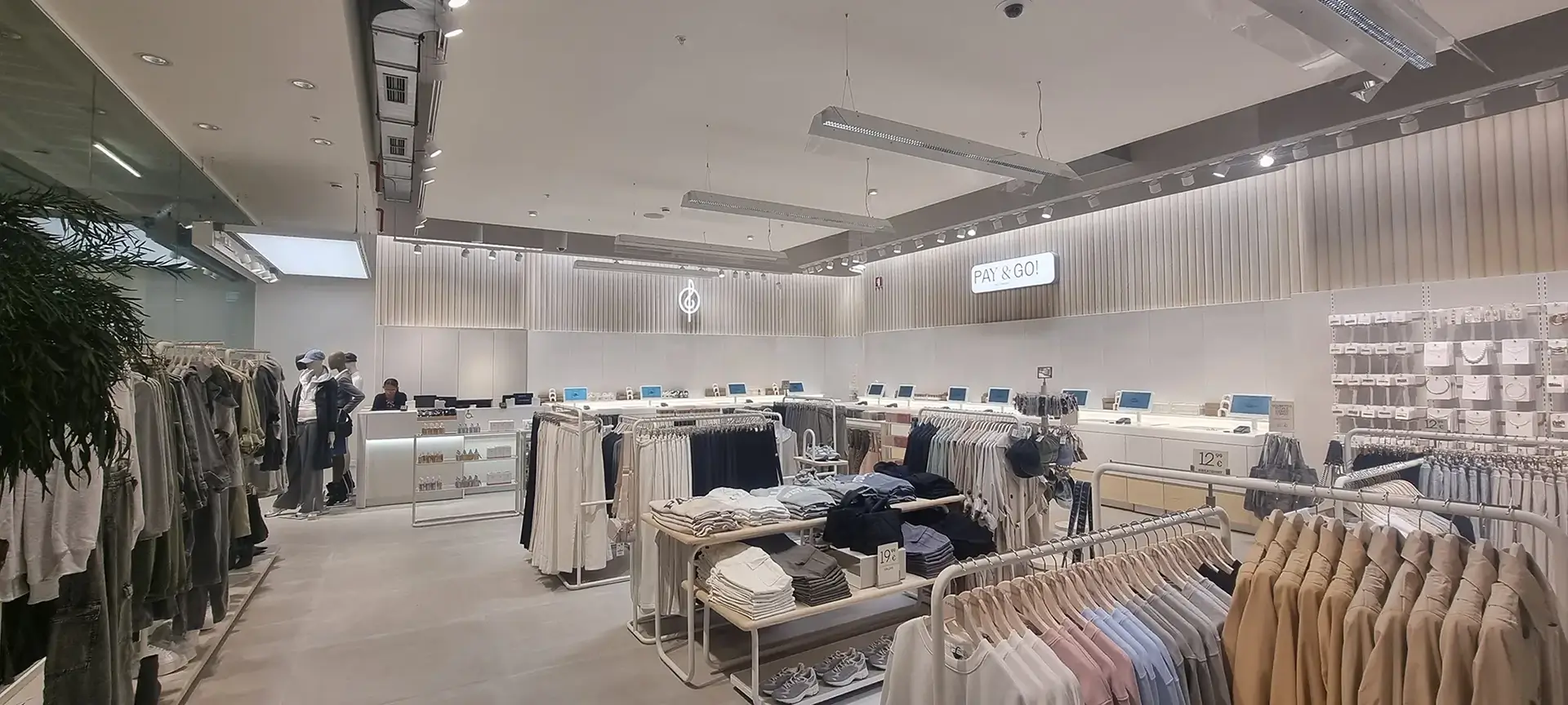 Stradivarius Colombo_obra_07