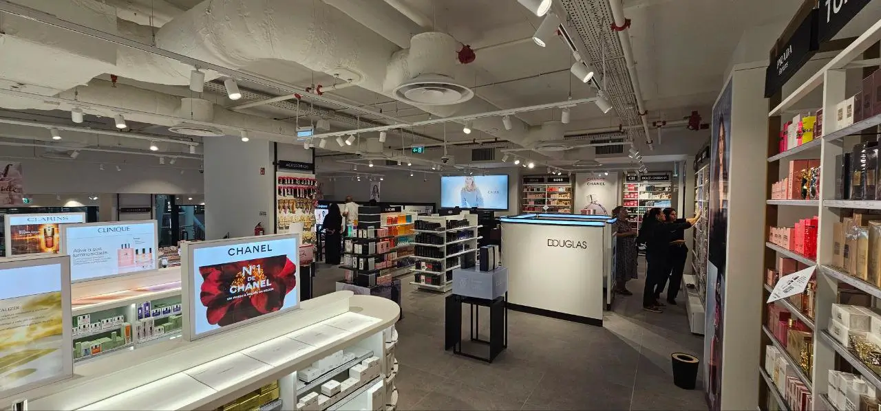 fsl_Douglas Plaza Madeira_depois_06